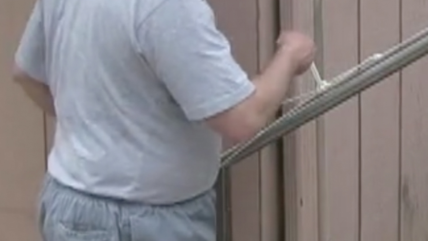 Temporarily clamp stainless steel railing posts with string