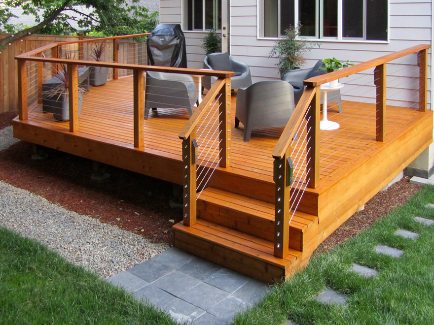 Wood deck handrails. DIY deck handrailing project.